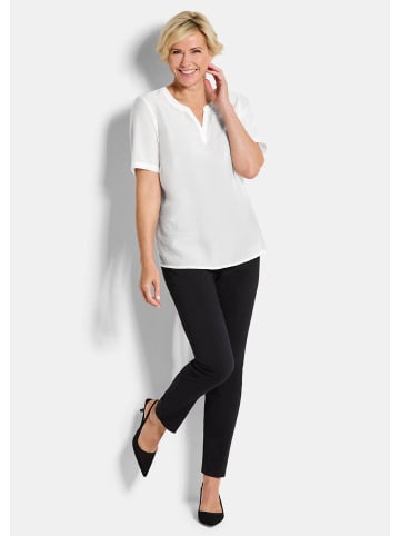 GOLDNER Kurzgröße:  Blusenshirt mit feiner Streifenstruktur in weiß