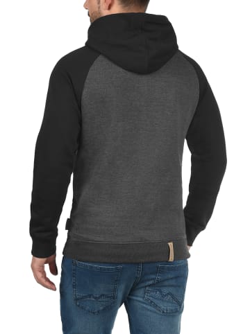 INDICODE Hoodie in schwarz