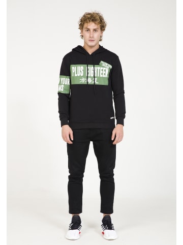 PLUS EIGHTEEN Herren Kapuzenpullover in Schwarz