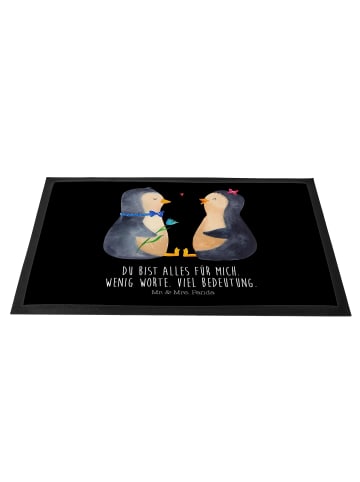 Mr. & Mrs. Panda Schmutzmatte Pinguin Pärchen mit Spruch in Schwarz