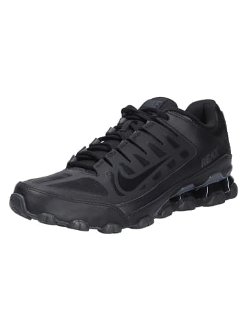 Nike Sneaker REAX 8 TR in schwarz
