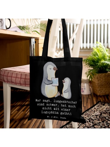 Mr. & Mrs. Panda Tragetasche Training mit Logopädin mit Spruch in Schwarz