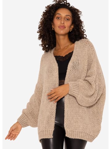 SASSYCLASSY Oversize Strick-Cardigan in Beige