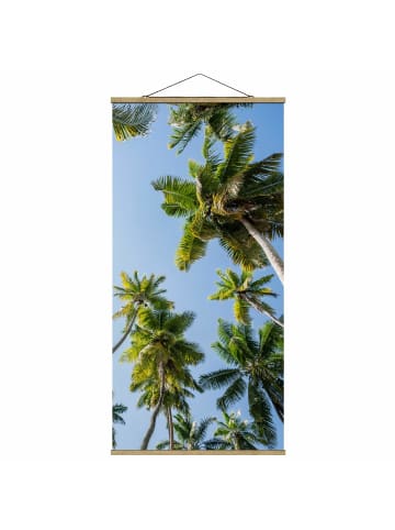 WALLART Stoffbild mit Posterleisten - Palmen Himmel in Grün