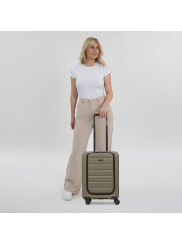 Redolz Essentials 17 4-Rollen Kabinentrolley 55 cm Soft-Pocket Laptopfach in brown