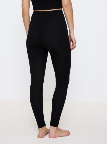 Triumph Leggings Beauty Layers in Black