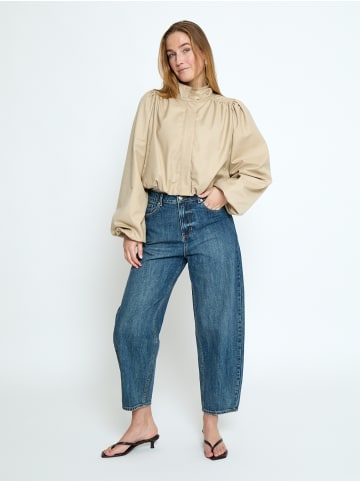 minus Jacket in Sand Gray