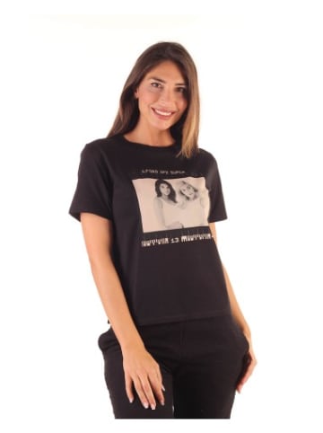 Kendall + Kylie Tshirt in Schwarz