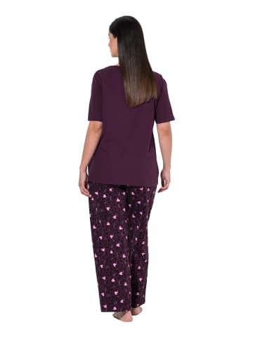 Pyjama in dunkle pflaume
