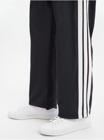adidas Originals Hose in schwarz