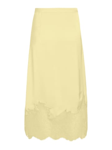 Vila Midirock in Pastel Yellow