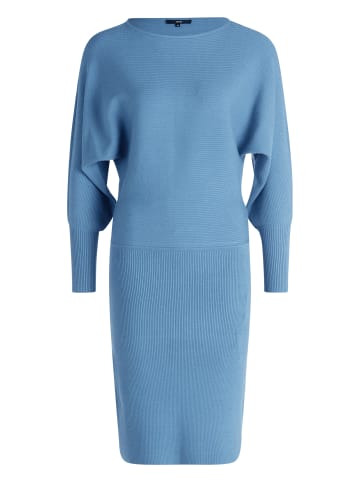 Zero  Strickkleid mit U-Boot Ausschnitt in Spring Lake