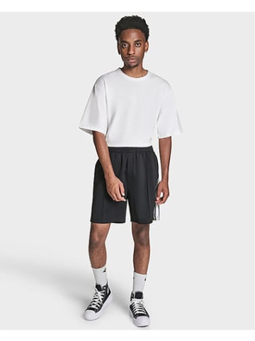 Converse Shorts in Schwarz