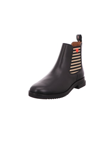 CRICKIT Stiefel in schwarz