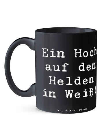 Mr. & Mrs. Panda Tasse Spruch Arzt Held mit Spruch in Schwarz