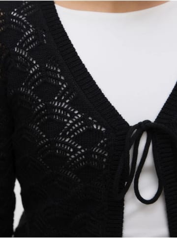 Vero Moda Pullover in Black