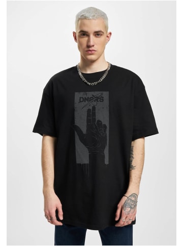 DNGRS Dangerous Tall Tee in black