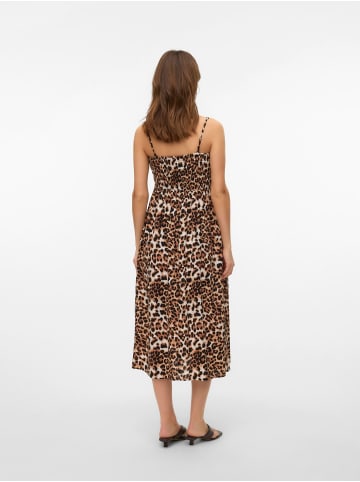 Vero Moda Kleid in Tan