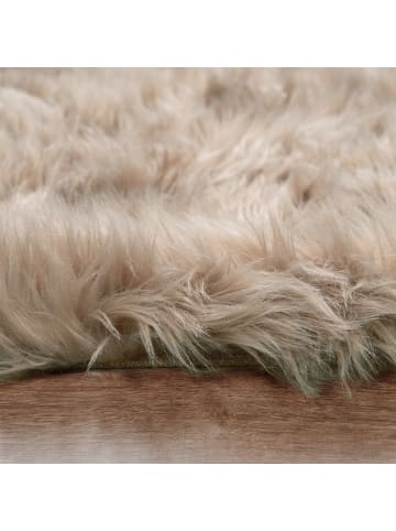 KADIMA DESIGN Hochflor Teppich Shaggy waschmaschinenwaschbar Einfarbig in Beige