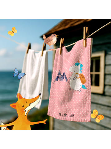 Mr. & Mrs. Panda Gästehandtuch Einhorn Bergsteiger ohne Spruch in Rot Pastell