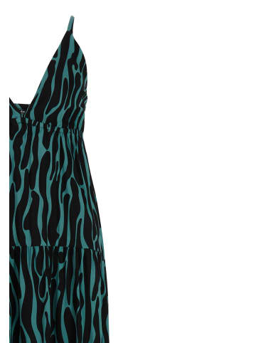 Protest " PRTCila in True Black