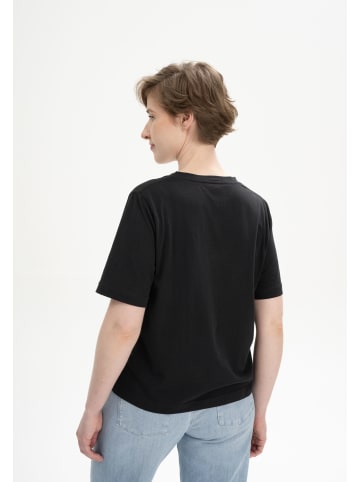 MELA V-Neck T-Shirt ANKITA