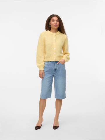 Vero Moda Strickjacke in Pale Banana