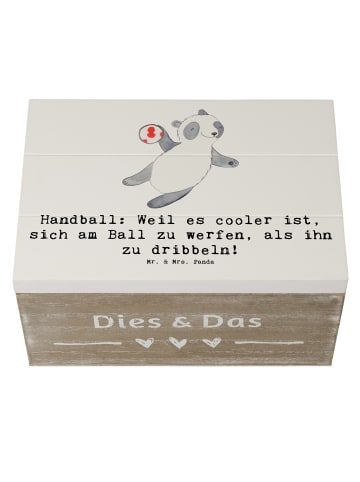 Mr. & Mrs. Panda Holzkiste Handball Action mit Spruch in Weiß