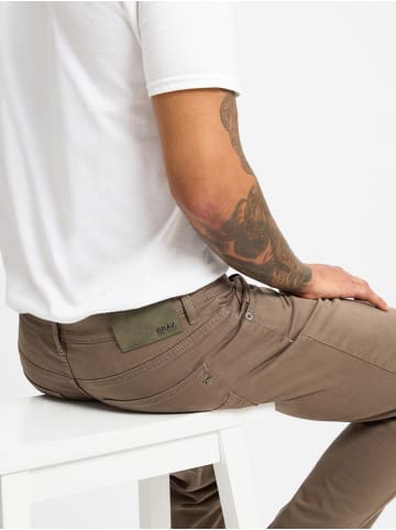 BRAX  Hose Cadiz in khaki