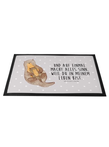 Mr. & Mrs. Panda fußmatte Otter Kind mit Spruch in Grau Pastell