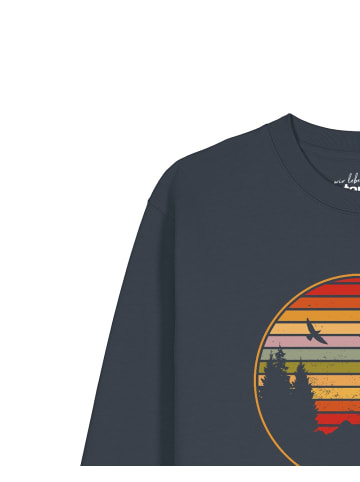 wat? Apparel Sweatshirt Sunset Berge & Tannen in India Ink Grey