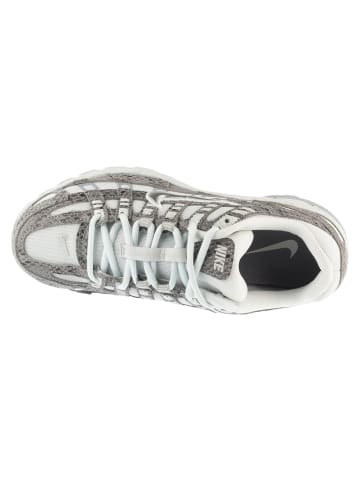 Nike Nike W P-6000 SE in Weiß