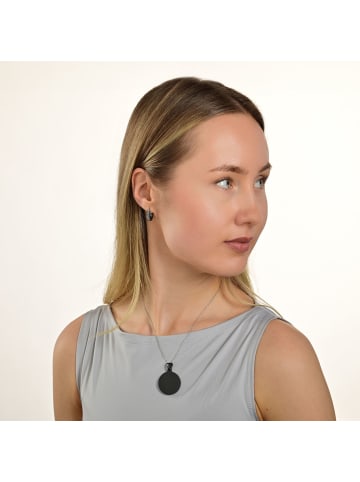 Adeliás Damen Ohrringe – Klappcreole aus Edelstahl in schwarz