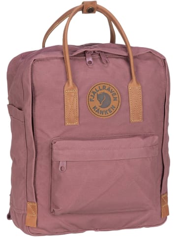 FJÄLLRÄVEN Rucksack / Backpack Kanken No.2 in Mesa Purple