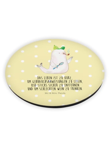 Mr. & Mrs. Panda Kühlschrankmagnet Robbe Sherlock mit Spruch in Gelb Pastell