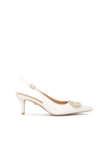 Kazar Pumps in Creme