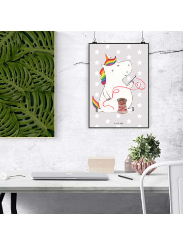 Mr. & Mrs. Panda Poster Einhorn Näherin ohne Spruch in Grau Pastell