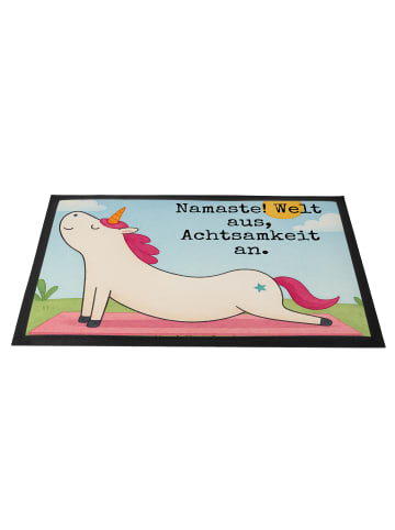 Mr. & Mrs. Panda Schmutzfangmatte Einhorn Yoga Design mit Spruch in Weiß