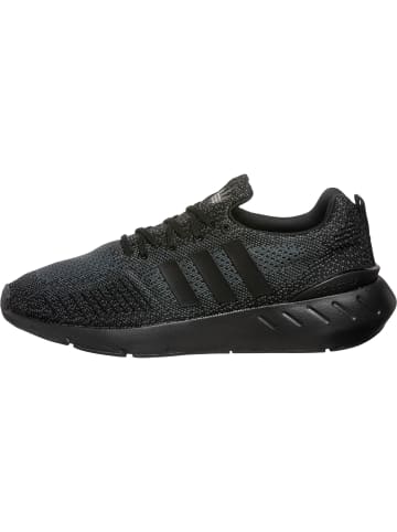 adidas Turnschuhe in core black