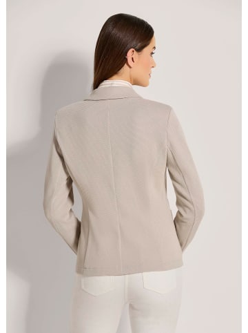 MADELEINE Jersey-Blazer mit femininem Schnitt in cappuccino / perlweiß