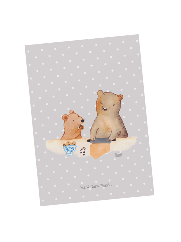 Mr. & Mrs. Panda Postkarte Oma Backen ohne Spruch in Grau Pastell