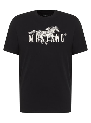Mustang T-Shirt in Schwarz