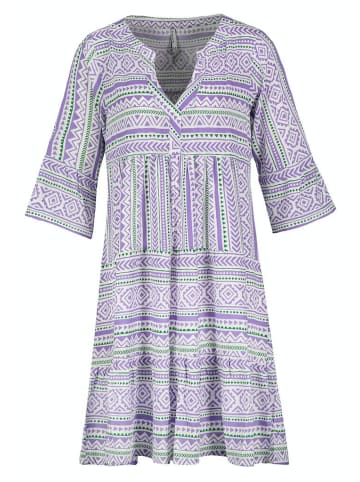 Eight2Nine Kleid in ethno: lilac green-offwhite