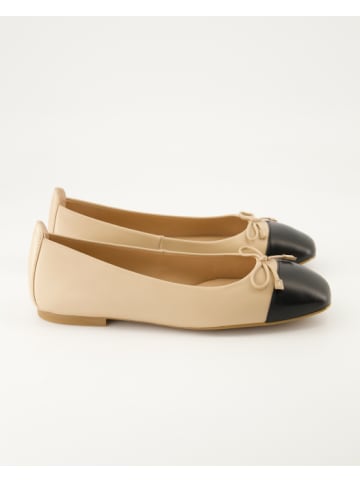 Unisa Ballerinas in Beige