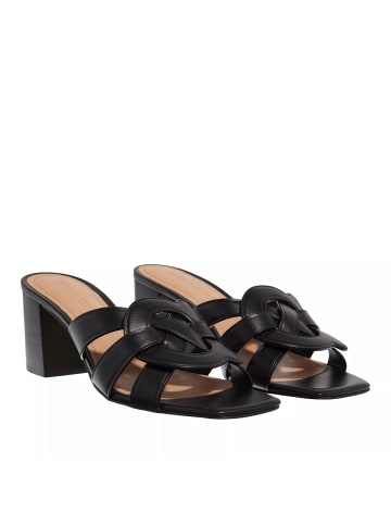 Coach Nikki Sandal Leather Black in black