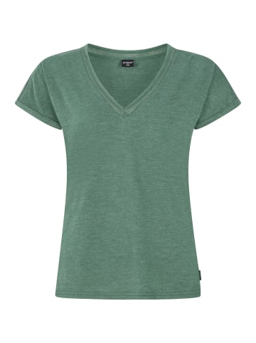 Protest " PRTMondaysi in Veggie Green