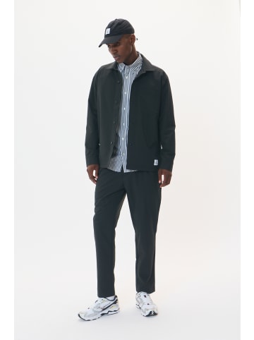 Matinique Overshirts MAjorge Gerade Passform in Black