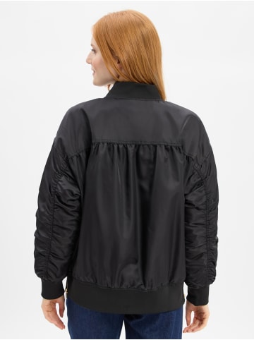 Marie Lund Blouson in schwarz