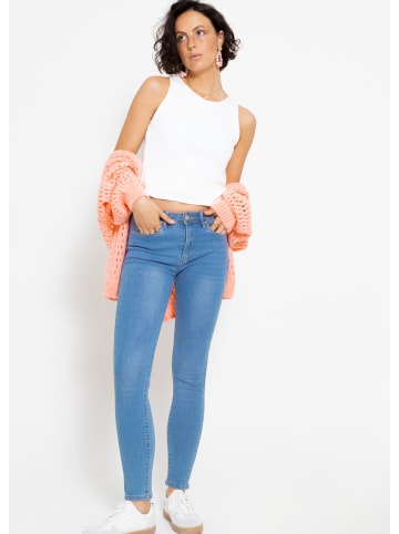 SASSYCLASSY Doppellagiges, geripptes Tank Top in Offwhite