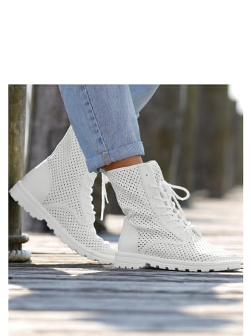 LASCANA Stiefelette in weiß